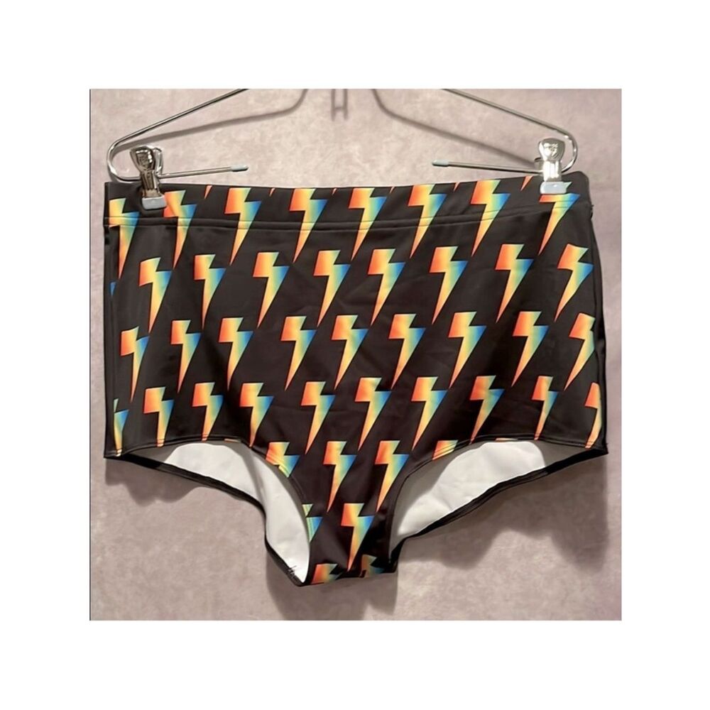 Devil Walking booty shorts rainbow lightning bolt festival rave size XL 🌈🔥